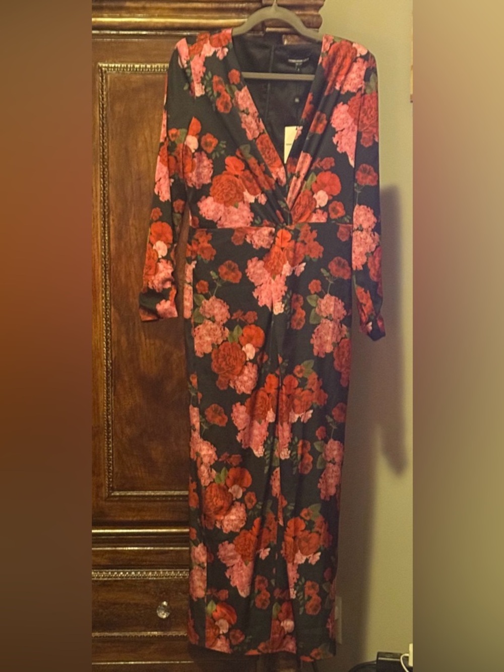 Generation Love ~ Black Floral Long Sleeve V-Neck Maxi Dress NWTS